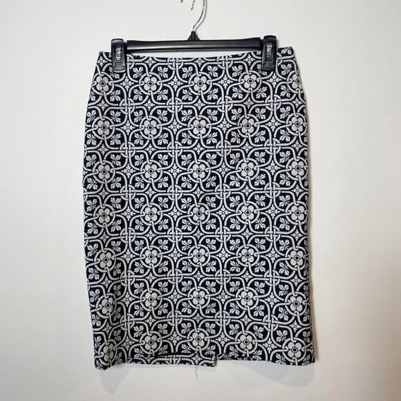 Talbots Straight Pencil Skirts Womens Navy White 2 Geometric Lined Zip Pleat NEW - Picture 1 of 9